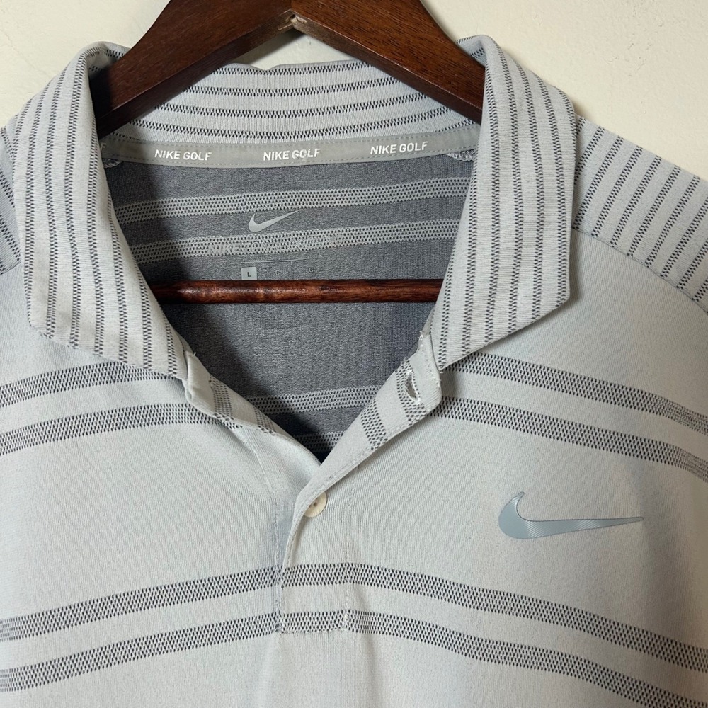 Nike Golf Men's Polo Shirt Gray Stripe Dri-FIT Tiger Woods Collection Size L.‎ - Picture 3 of 3